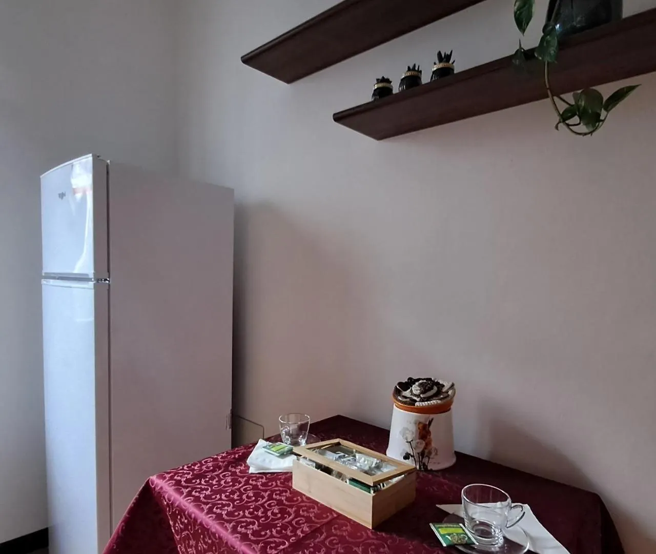 Apartment Ferienwohnung Da Vinci Refuge 2 Limonta Italien